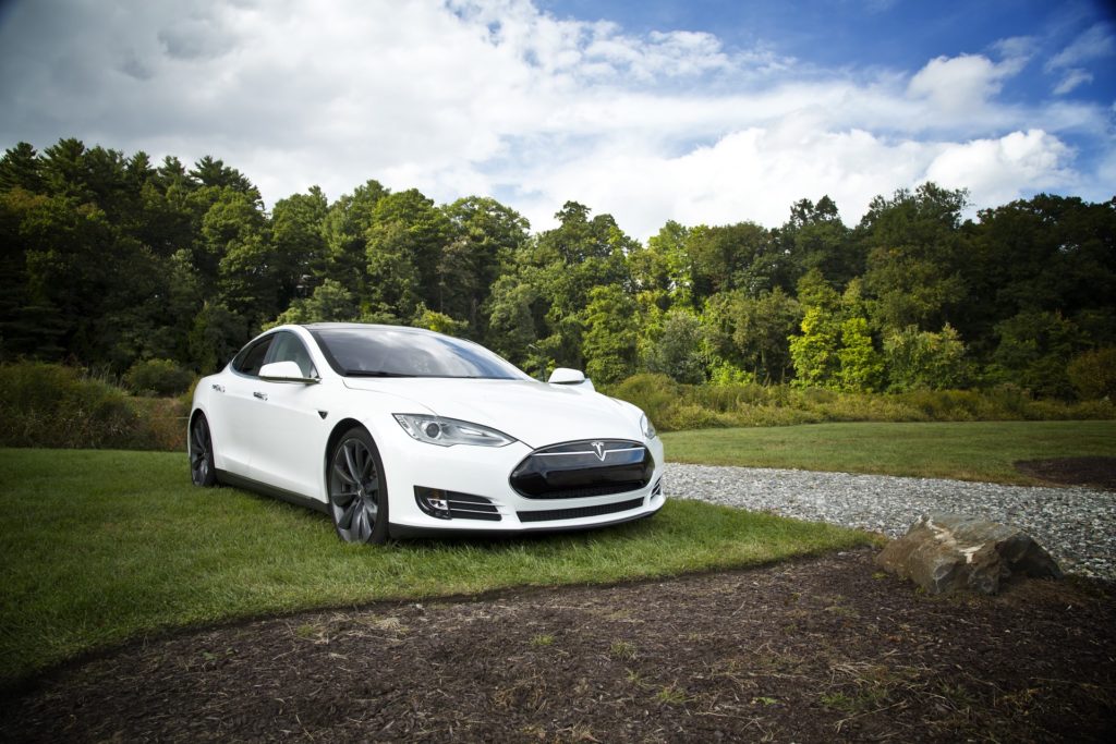 Elon Musk di Tesla: “Le nostre auto completamente autonome sono molto vicine”
